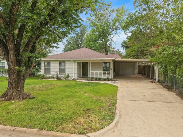 1107 E 30th St, Bryan, TX 77802