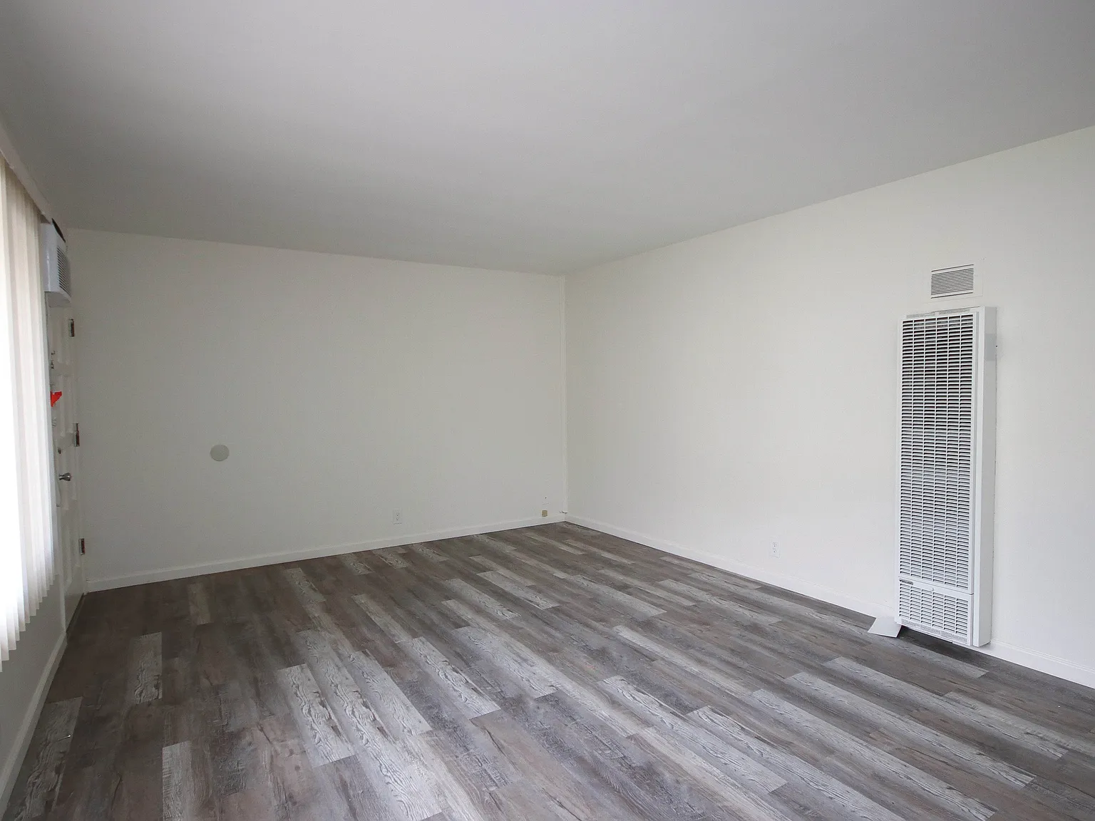 2 bed, 980 sqft, $2,195 — Photo 4