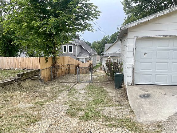 Back are off alley
