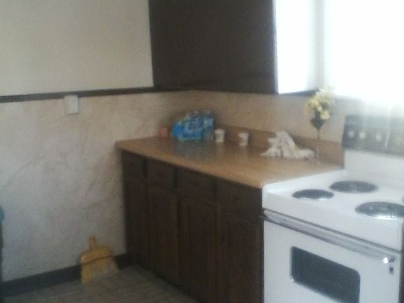 5th image of 8969 Olden Ave
