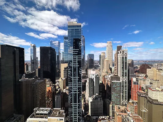 Rented by Valeo Realty Group LLC | media 11