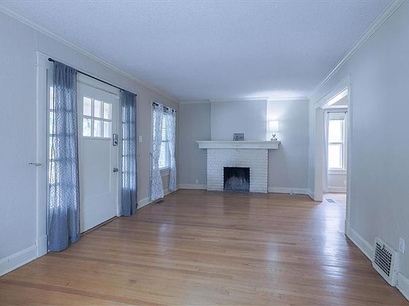 3rd image of 5823 Holmes St