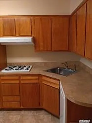 Rented by Virginia Rallis, LREB | media 9
