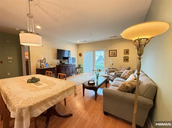 2113 Ramapo Ct, Riverdale, NJ 07457