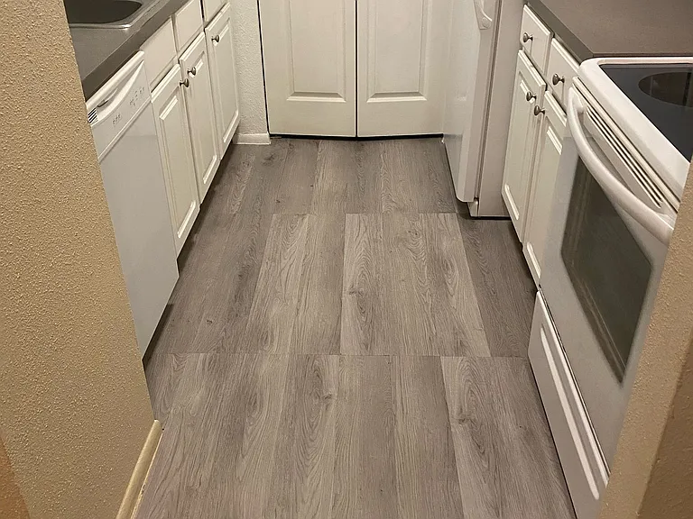 3756 Idlebrook Cir #214 — Photo 3