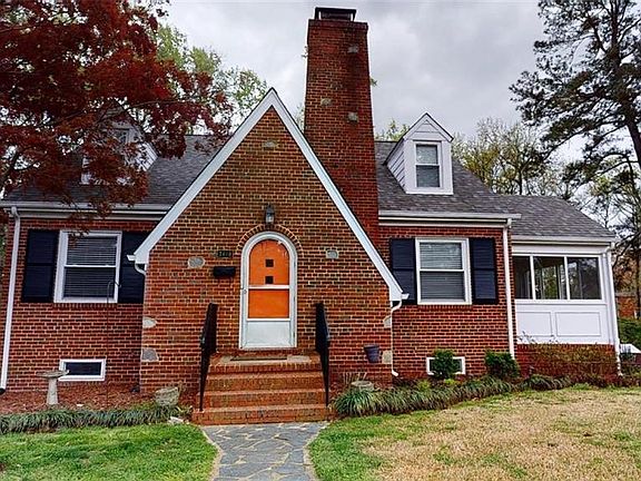 2nd image of 7610 S Pinehill Dr