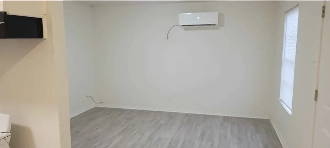 1 bed, 450 sqft, $595 — Photo 3