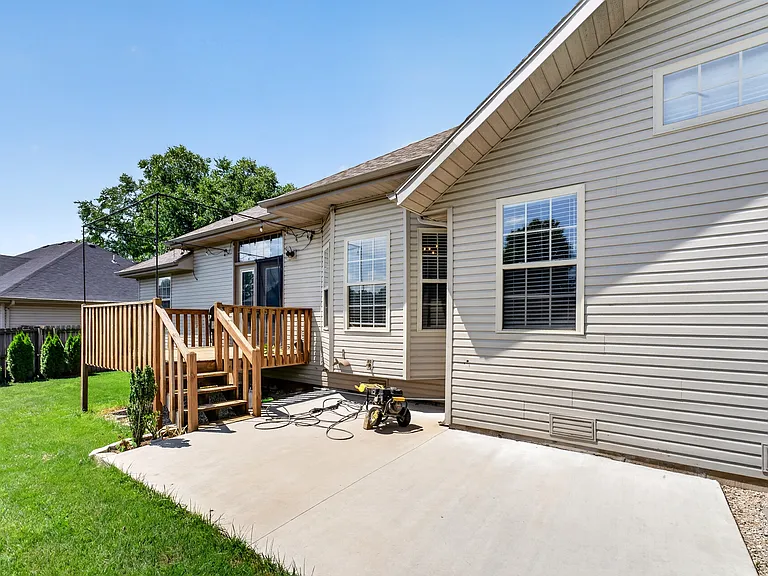 935 E Weldon Dr — Photo 40