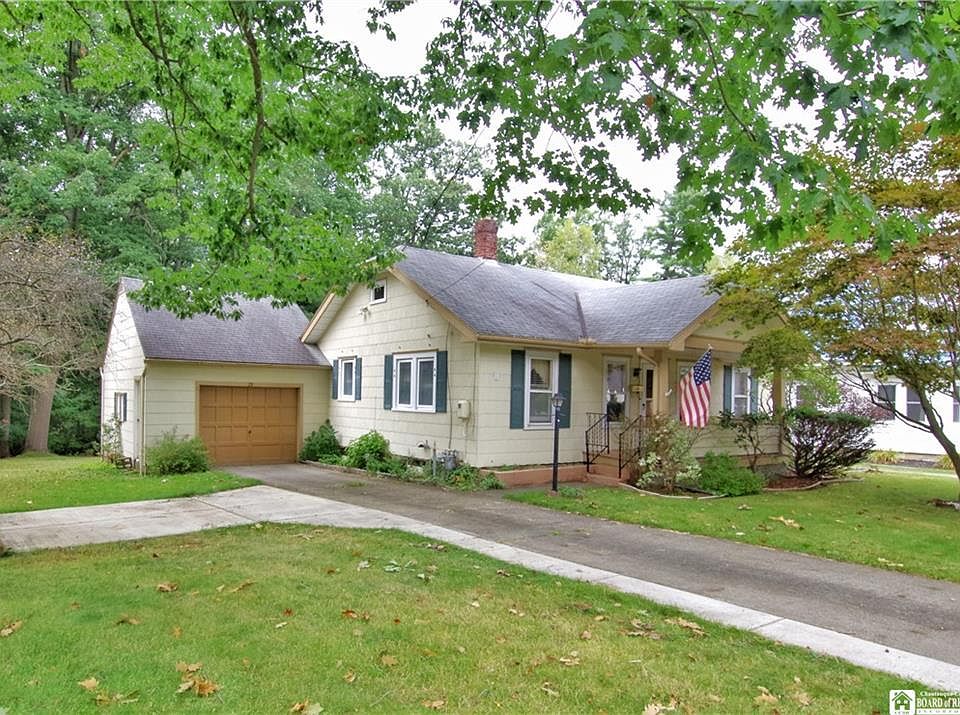 1st image of 29 Willow Ave