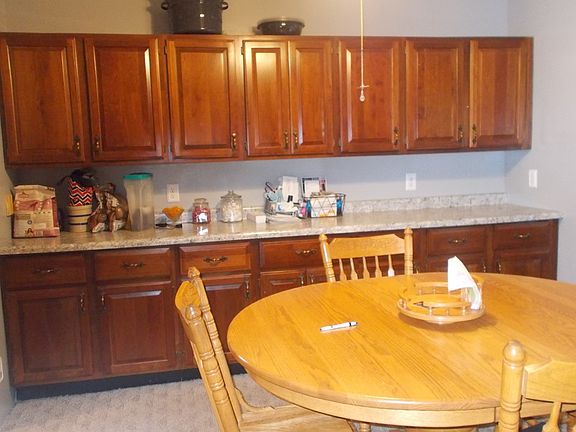 2nd image of 147 Kensington Pl