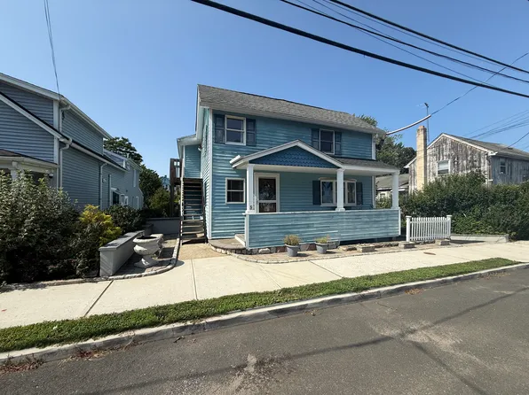 3 3rd St #2, Norwalk, CT 06855