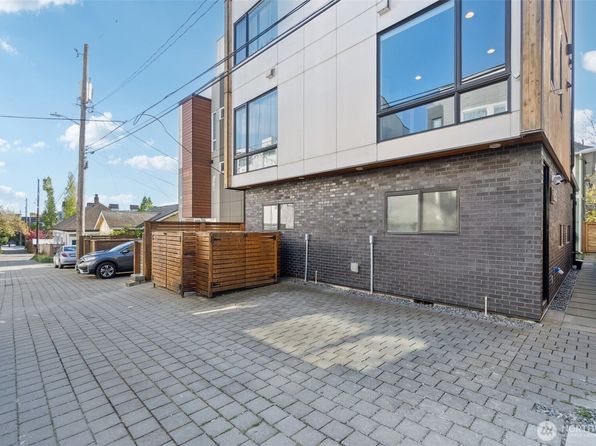 1116 13th Avenue #D, Seattle, WA 98122