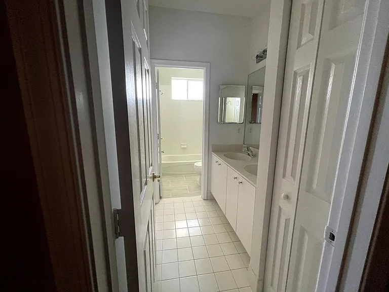 3361 NW 29th Ct — Photo 11
