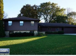 535 W Capitol Dr, Appleton, WI 54911