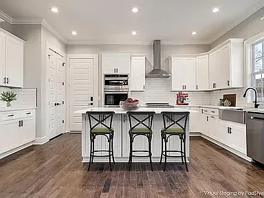 4 bed, 2782 sqft, $3,900 — Photo 2