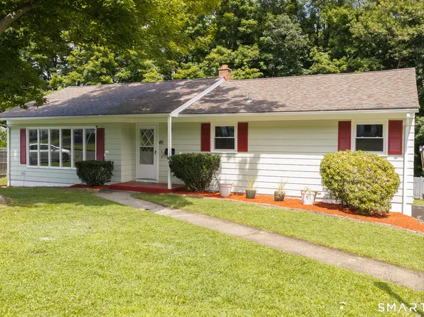 40 Westview Drive, Watertown, CT 06795