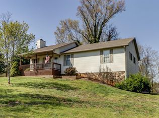 10557 Dickerson Mill Rd, Moneta, VA 24121