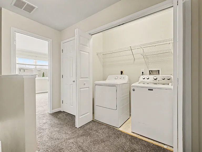 7225 Capital Dr #1 — Photo 16