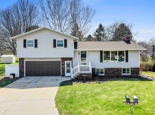 1103 Plum Ct, Kewaunee, WI 54216