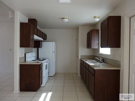 4th image of 3082 Chadwick Pl