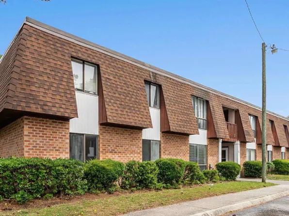 615 Carter Ln APT E6, Conway, SC 29526