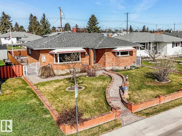 13532 113th St NW, Edmonton, AB T5E 5B1