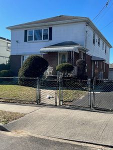 246-12 Memphis Avenue, Jamaica, NY, 11422