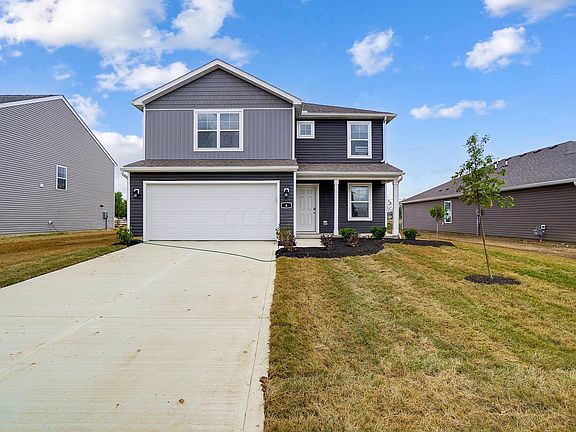 3rd image of 6 Cider Mill Dr