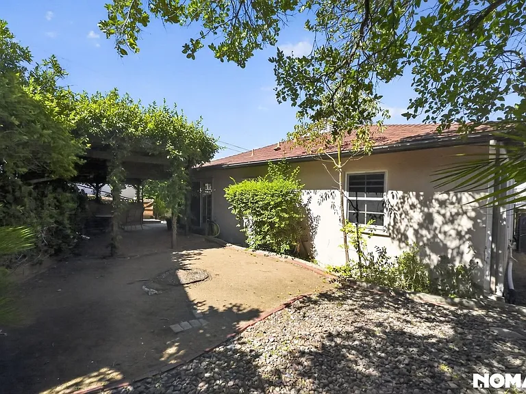 5990 Amarillo Ave — Photo 4