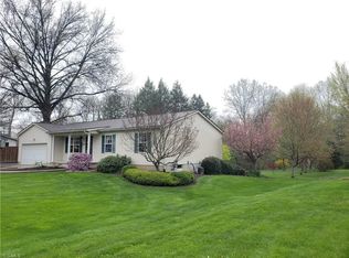 1407 Vanderhoof Rd, Barberton, OH 44203