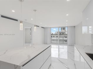 345 Ocean Dr APT 708, Miami Beach, FL 33139