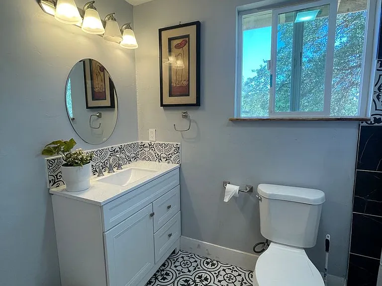 4666 Olive Hwy — Photo 2
