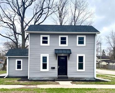 36 W South St, Hartford, MI, 49057