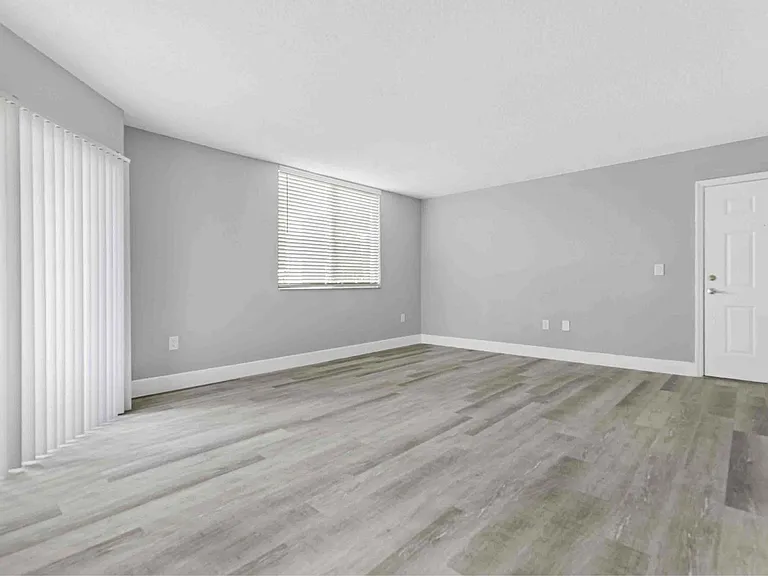 Tamarac FL apartments For Rent | Coral Vista Luxury Apartments | Apartments near Coral Springs
