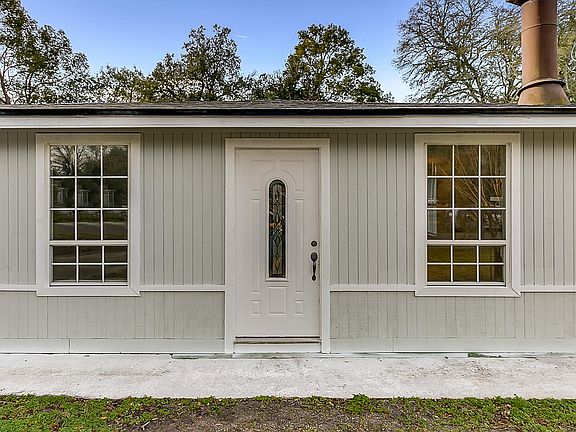2nd image of 8238 Osteen St