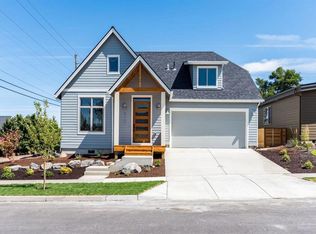 63105 NE Iner Loop, Bend, OR 97701