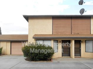 1008 Perdew Ave APT B, Ridgecrest, CA 93555