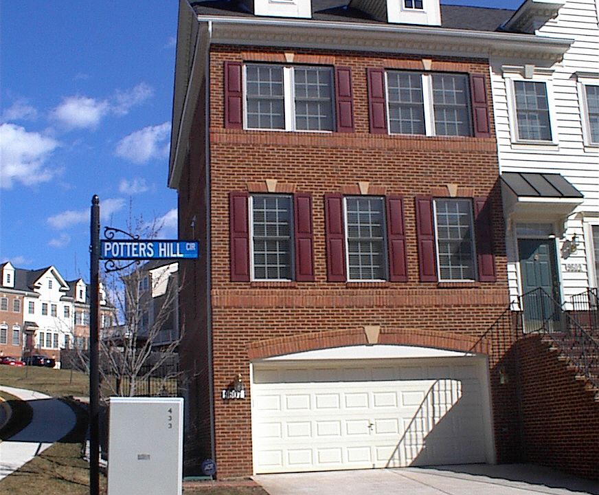 1st image of 9607 Potters Hill Cir