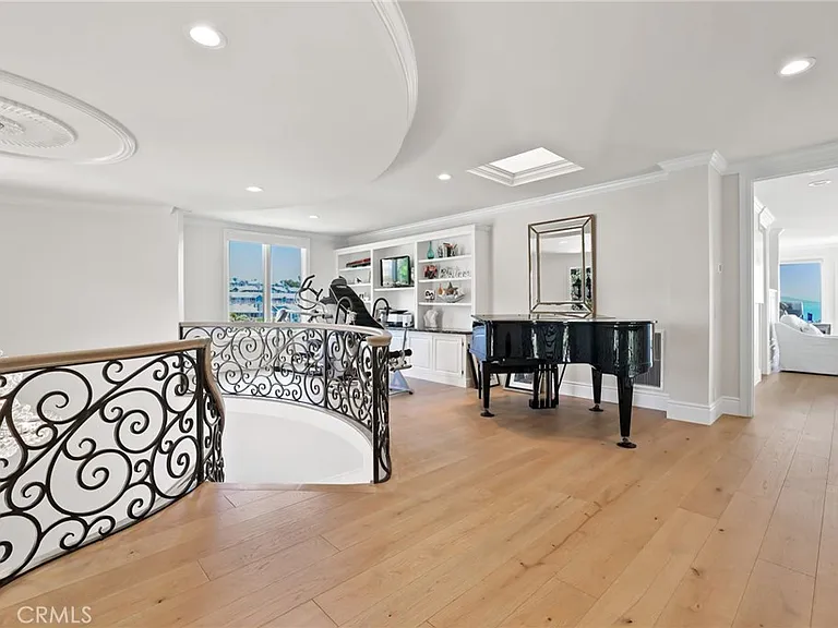 34312 Port Lantern — Photo 20