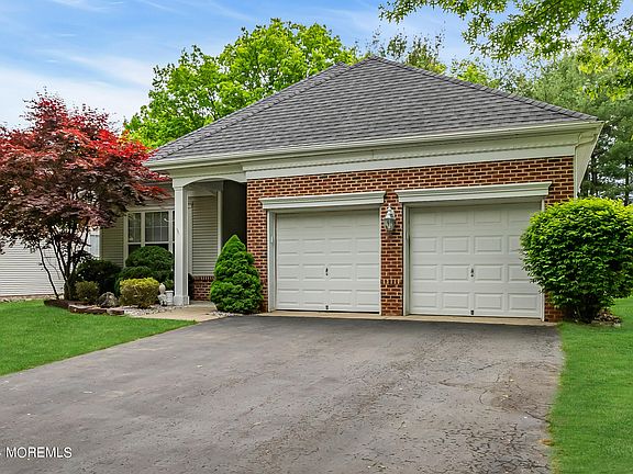 5th image of 38 Silverspring Drive