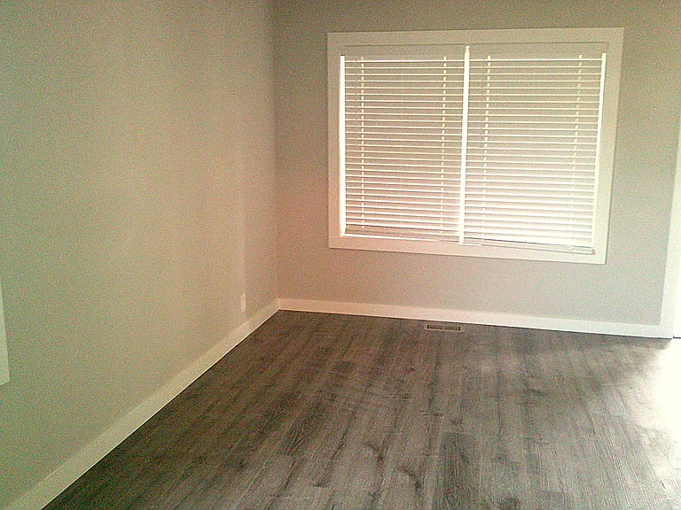 1603 W 22nd Ter — Photo 11