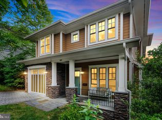 1031 23rd St S, Arlington, VA 22202