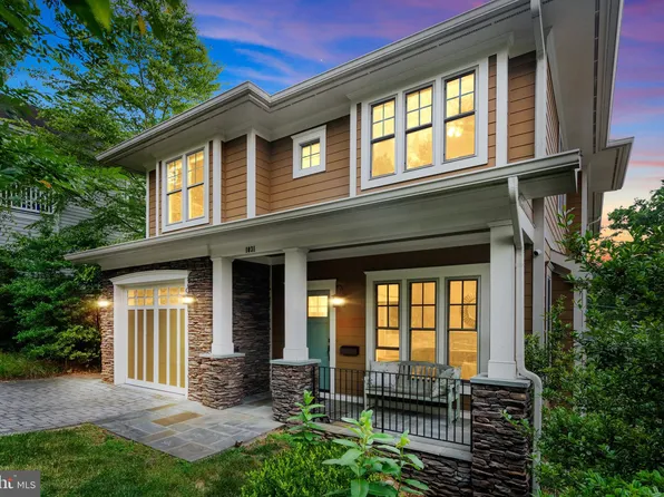 1031 23rd St S, Arlington, VA 22202