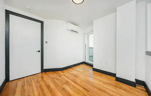 Rented by Reavis | media 11