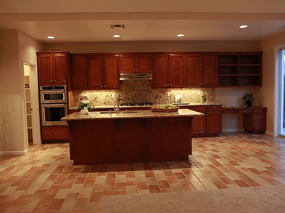 4th image of 133 Casterbridge Ct