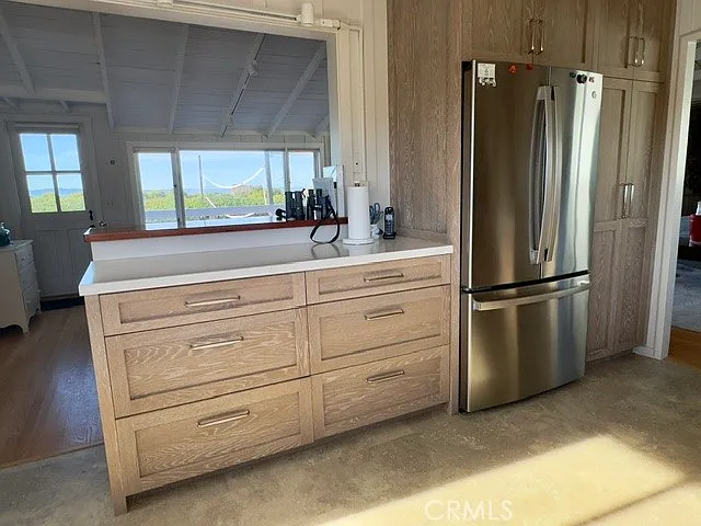 539 Sand Point Rd — Photo 10