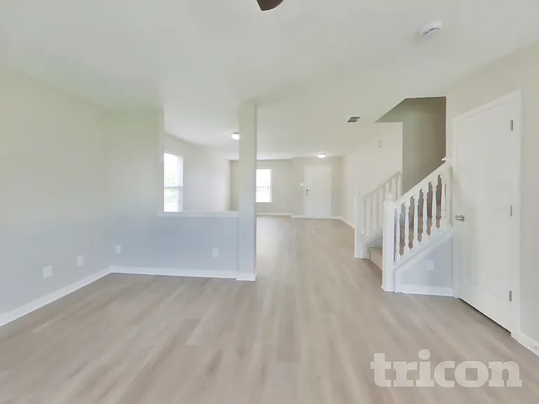 12724 Frank Wiley Ln — Photo 5