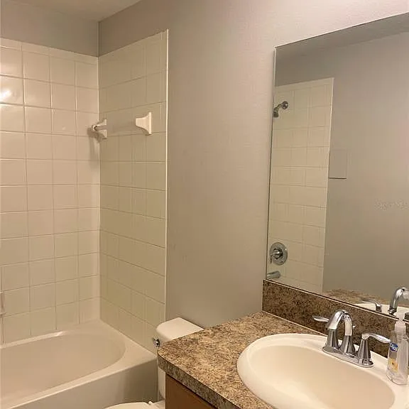 4011 Winding Vine Dr — Photo 23