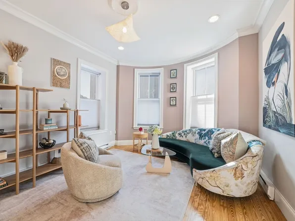 108 E Brookline St APT 2, Boston, MA 02118