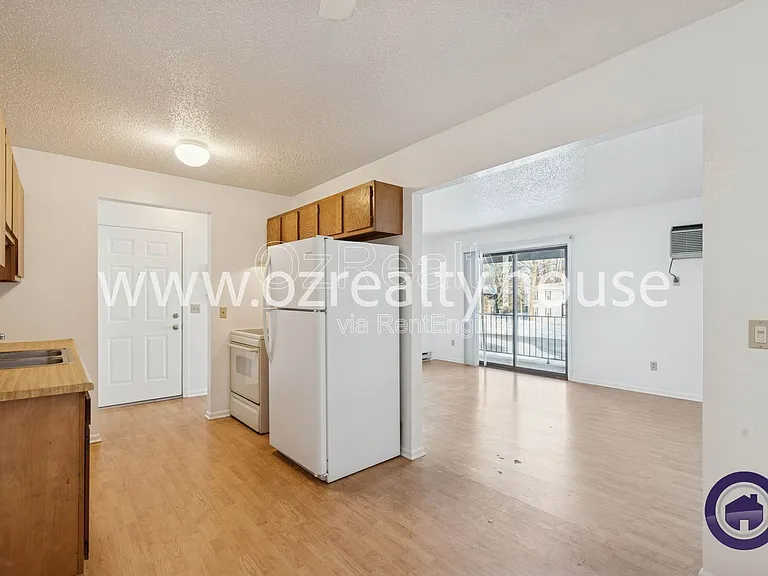 2150 N McCord Rd — Photo 6